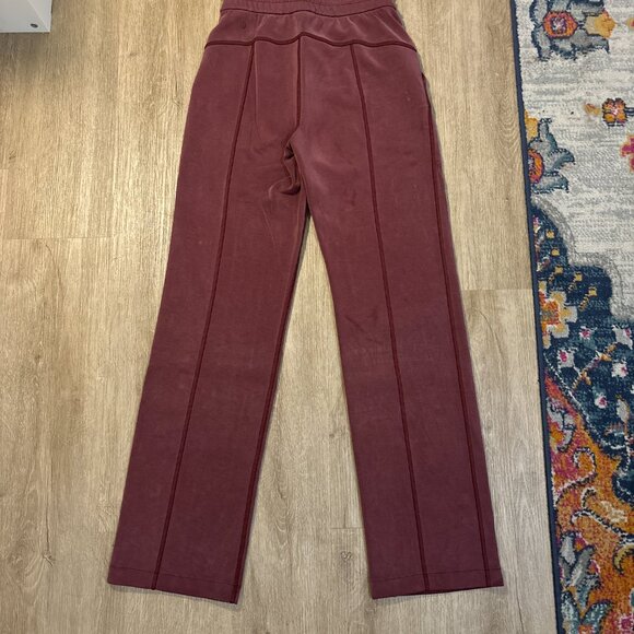 lululemon Softstreme Pant - Red Merlot - Picture 2 of 3